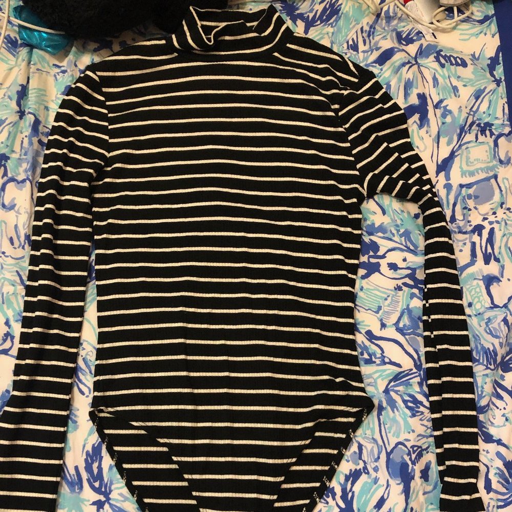 Striped Black and White Mockneck Bodysuit!